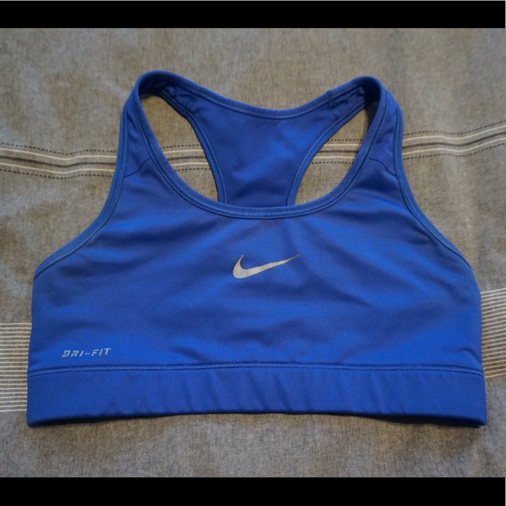 Nike dri-fit sports bra